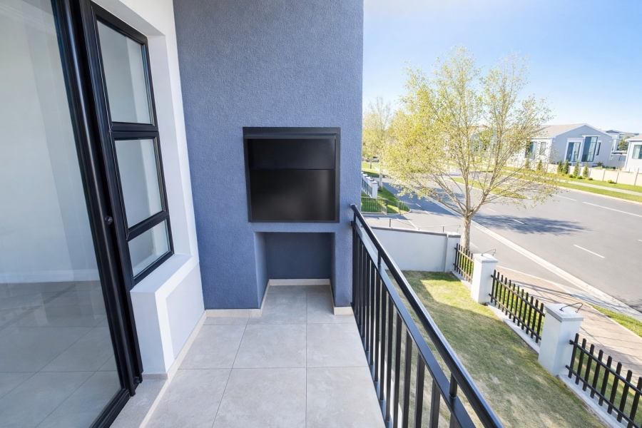 2 Bedroom Property for Sale in Burgundy Estate Western Cape